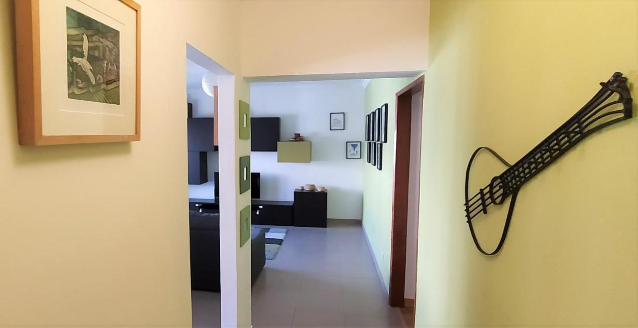 Large Apartment Near The Beach And Lisbon Costa de Caparica Exterior foto